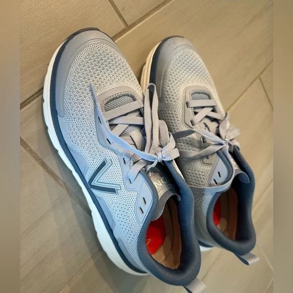 Vionic Walk Max - Picture 2 of 5